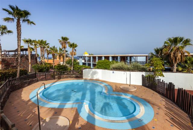 OJPLA_POOL_571.jpg