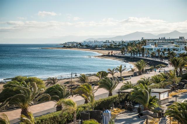 ACE - BEATRIZ PLAYA & SPA - Promenade.jpg