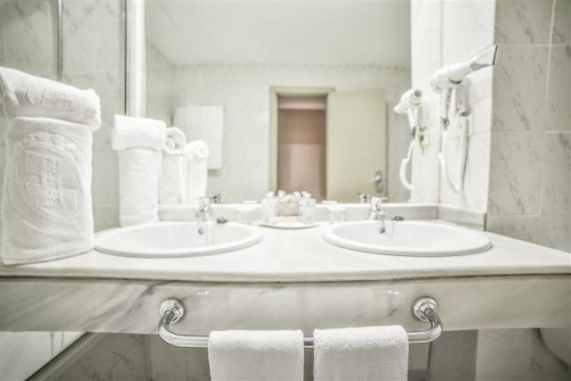 ACE - BEATRIZ PLAYA & SPA - Standard room (4).jpg