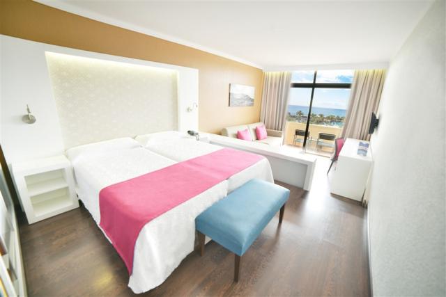ACE - BEATRIZ PLAYA & SPA - Superior room (5).jpg