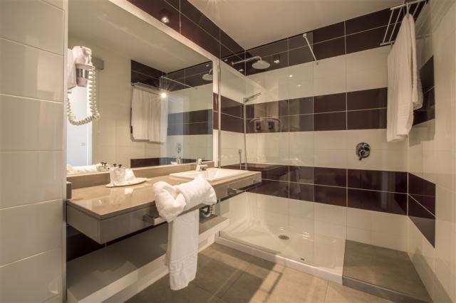 ACE - BEATRIZ PLAYA & SPA - Superior room (4).jpg