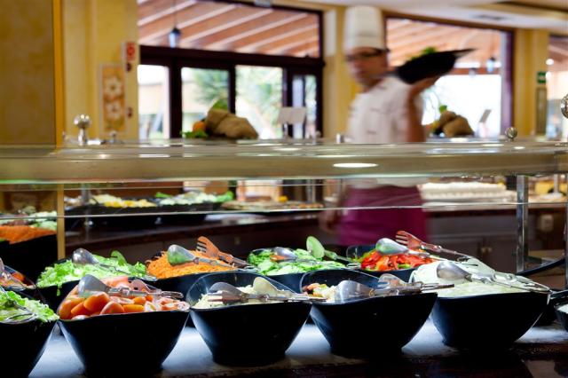 FAĂ‘ABE-COSTA-Sur-Buffet-Restaurant-1.jpg