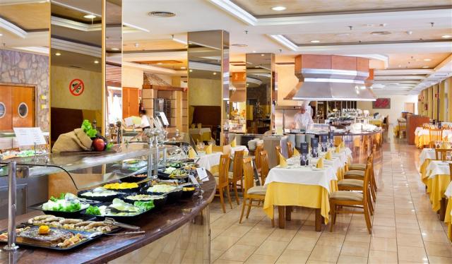 FAĂ‘ABE-COSTA-Sur-Buffet-Restaurant-3.jpg