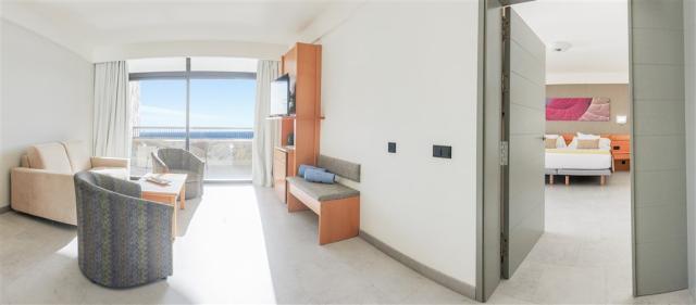 13. Gloria Palace Amadores -Suite Thalasso experience.jpg