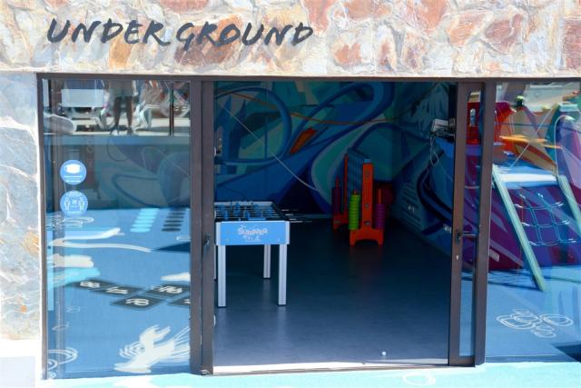 59. Under ground Teenage Club.jpg