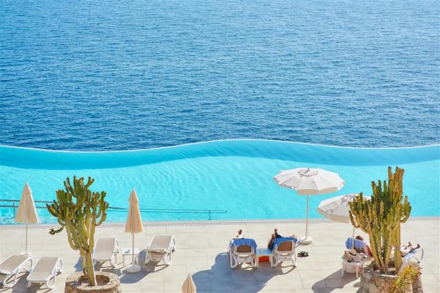 3. Gloria Palace Amadores - Infinity pool.jpg