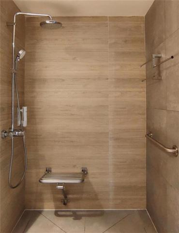LPA - GLORIA PALACE SAN AGUSTÍN - DUCHA + AGARRADERAS.jpg