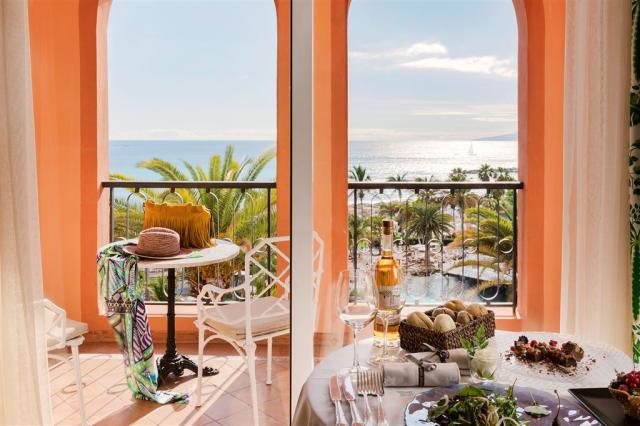 bahia-del-duque-deluxe-room-sea-view-terrace.jpg