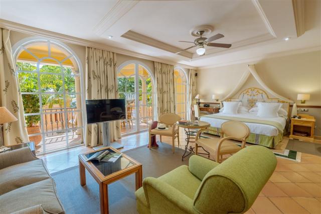 bahia-del-duque-junior-suite-garden-view.jpg