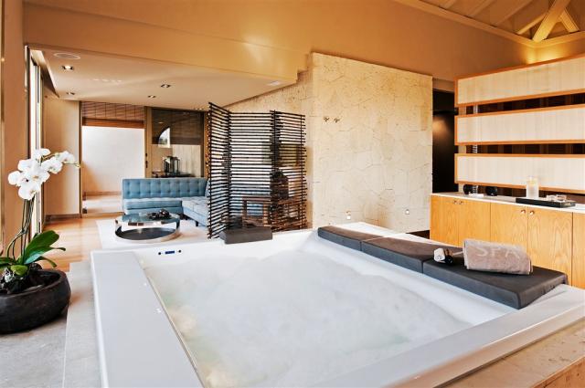 private-spa-suite-for-couples.jpg