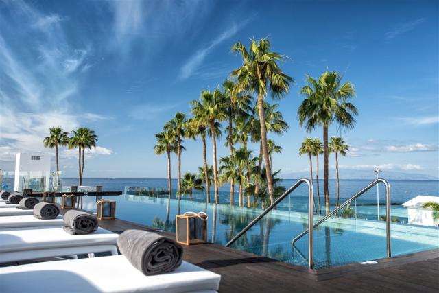 03a.PlatInfinityPool.jpg