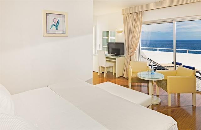 Suite9.jpg