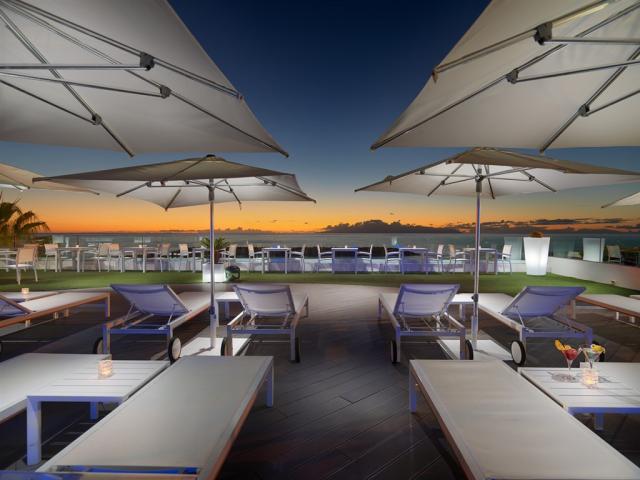 Sunset Beach Bar2.jpg