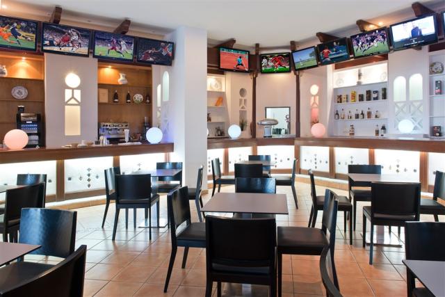 Sports-Bar.jpg