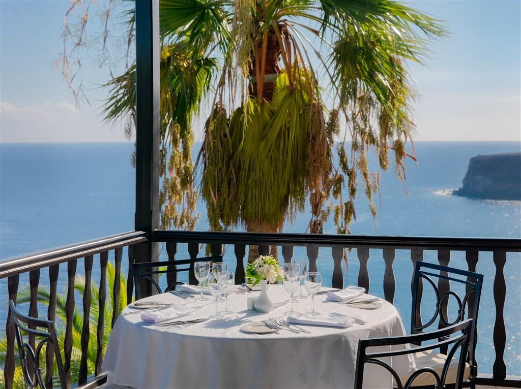 terraza-restaurante-principal.jpg