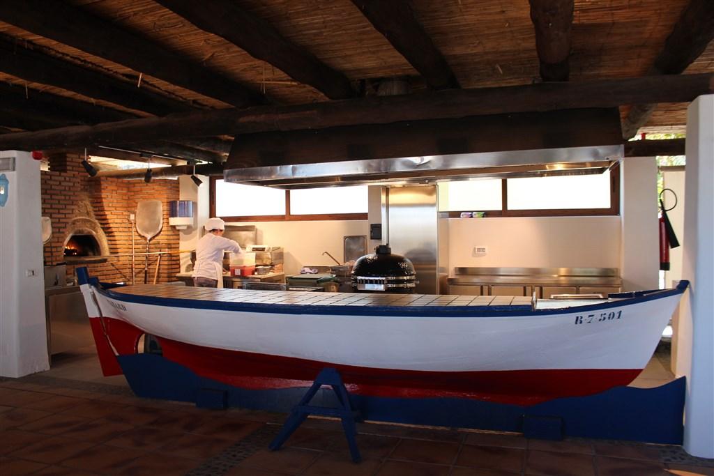 2018 Renovación Club Laurel (6).JPG
