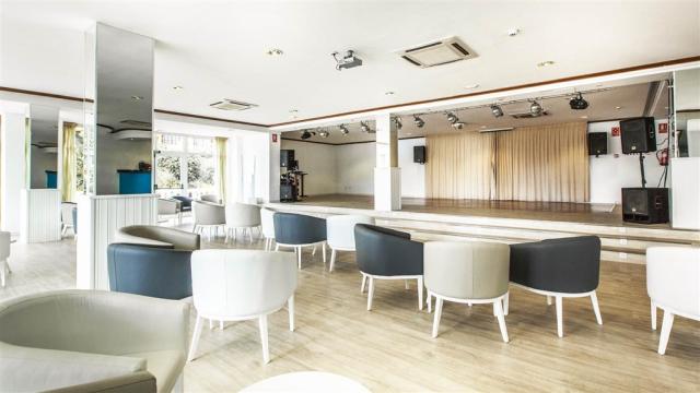 Stage_Hotel-BUESEA_Lagos_Cesar.jpg