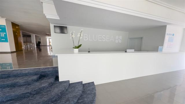 Reception_Hotel-BLUESEA_Lagos_Cesar.jpg