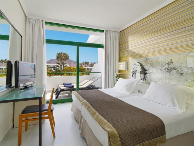 Suite8.jpg