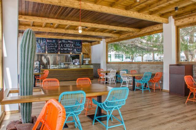 Cactus bar1.jpg
