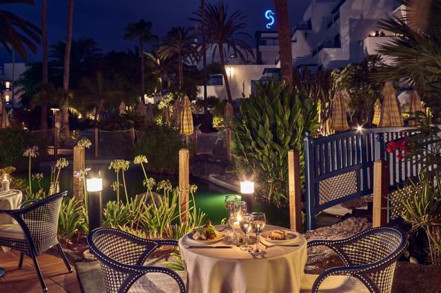 Seaside_Jameos_Restaurant_Evening-1230.jpg