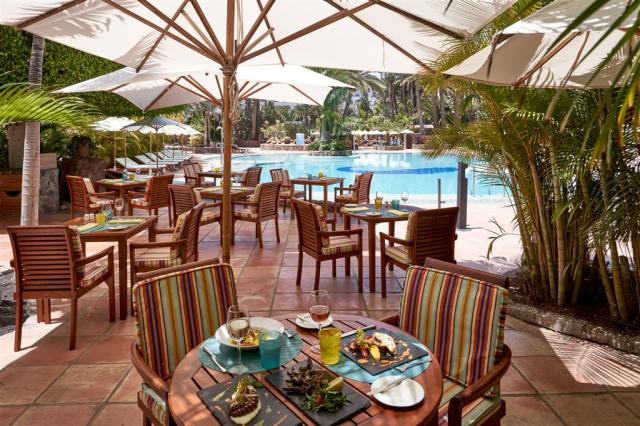 Seaside_Palm_Beach_Palmeral-RestaurantTerrace-0883.jpg