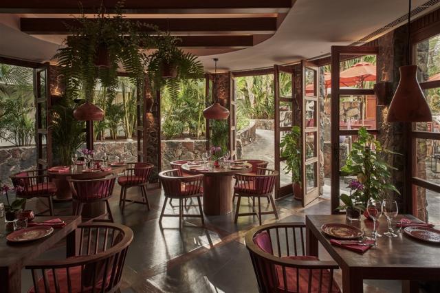 Seaside_Palm_Beach_LaBodega-Interior-0547_comp.jpg