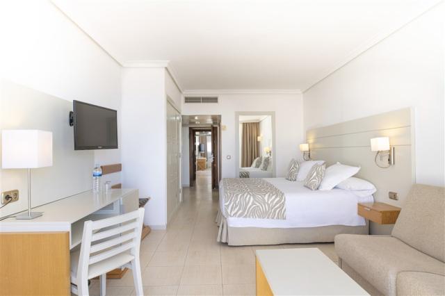 Standard Room2.JPG