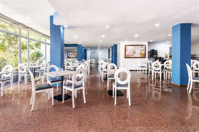 TFS - CATALONIA PUNTA DEL REY - RESTAURANTE BUFFET (1).jpg