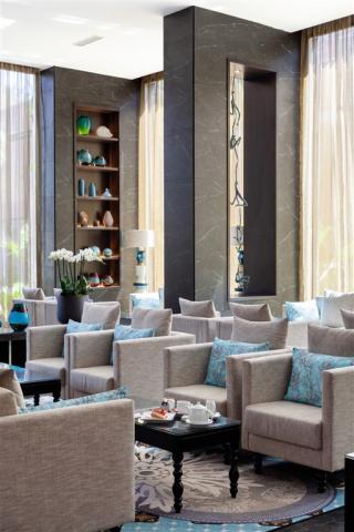 XOA_18_020 - Lobby.jpg
