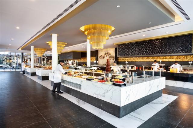XOA_18_022 - Main restaurant.jpg