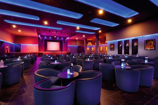 XOA_18_034 - Lounge bar.jpg