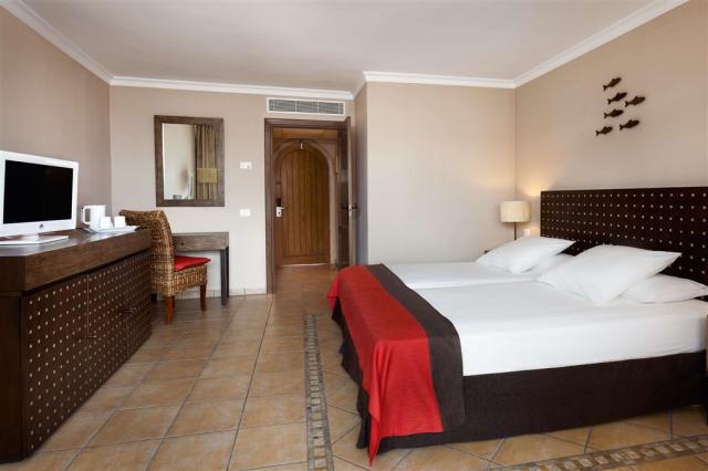 SB_ROOM_SUPERIOR_02.jpg