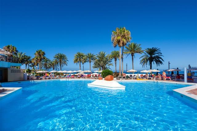 03bSolTenerife-GeneralPool1.jpg