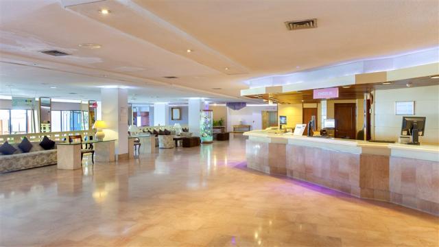 05SolTenerife-Reception1.jpg