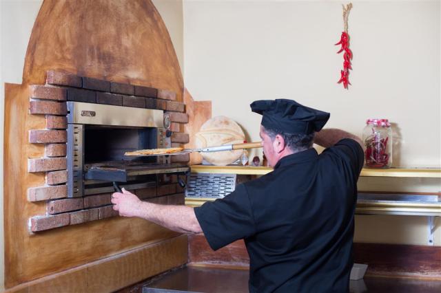 globales-tamaimo-tropical-restaurante-pizzeria-chef1.jpg