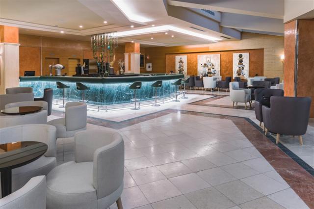 4  Lobby Bar.jpeg