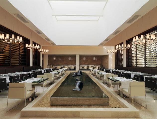 32GranMeliaPalacioDeIsora-BuffetRestaurant.jpg