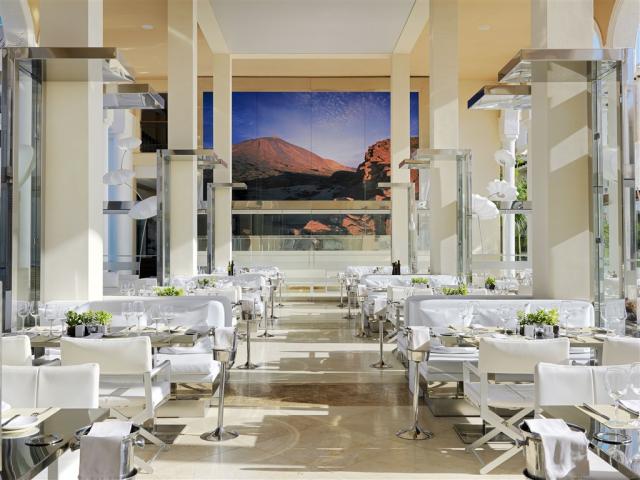 39bGranMeliaPalacioDeIsora-OceanClubRestaurant.jpg
