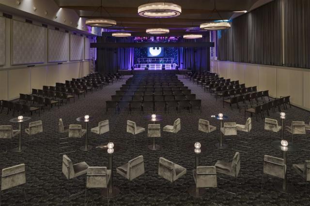 60GranMeliaPalacioDeIsora-AtlasTheatre.jpg