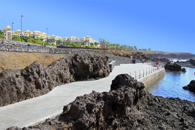 68GranMeliaPalacioDeIsora-BeachWalk2.jpg