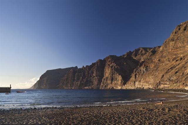 72GranMeliaPalacioDeIsora-Zone-LosGigantes2.jpg
