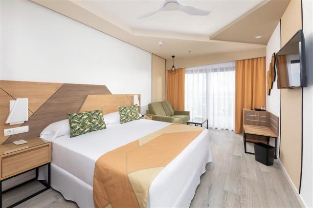 BVI_20_058 - Double room.jpg
