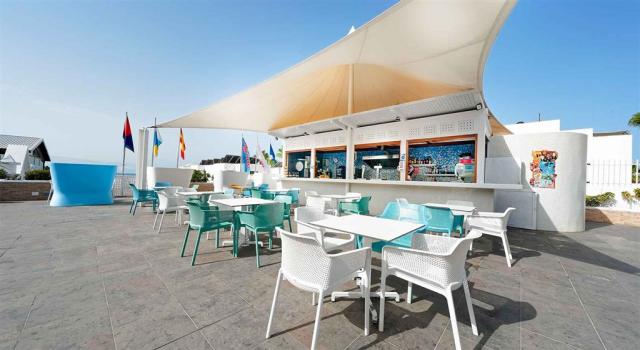 hotellanzaplaya-7.jpg