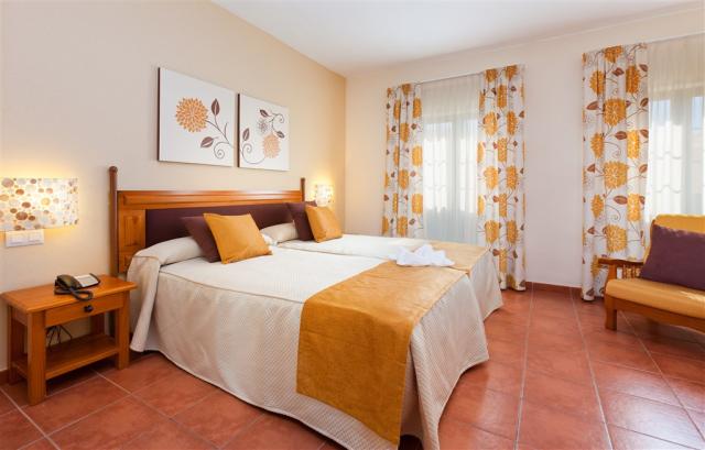 Hotel-ISABEL-2-Bedroom-Villa-5-1.jpg