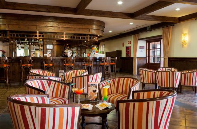 Hotel-Isabel-Bar-Tacoronte.jpg