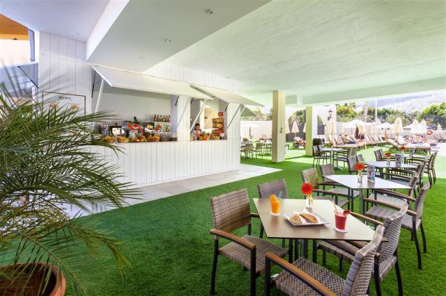 Hotel-Isabel-Juice-Bar-2.jpg