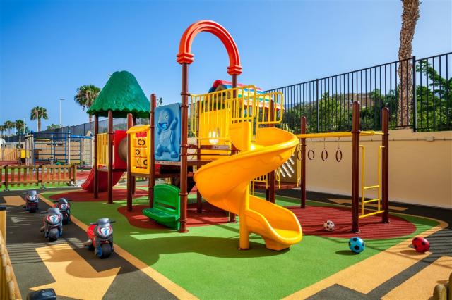 Hotel-Isabel-Childrens-area1.jpg