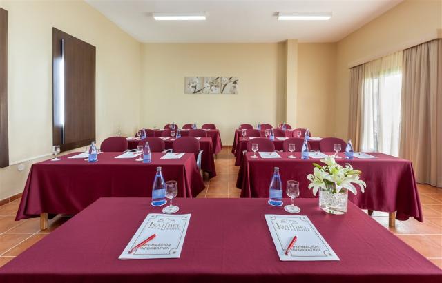 Hotel-Isabel-Meeting-room-1.jpg