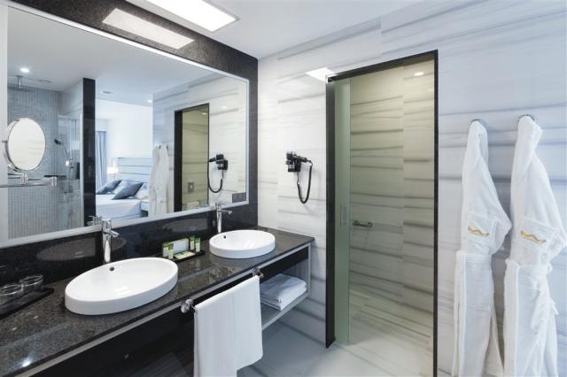 XTF_15_035 - Junior suite.jpg